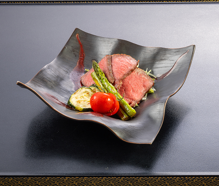 季節の食材を生かした和の味割烹 喜紫